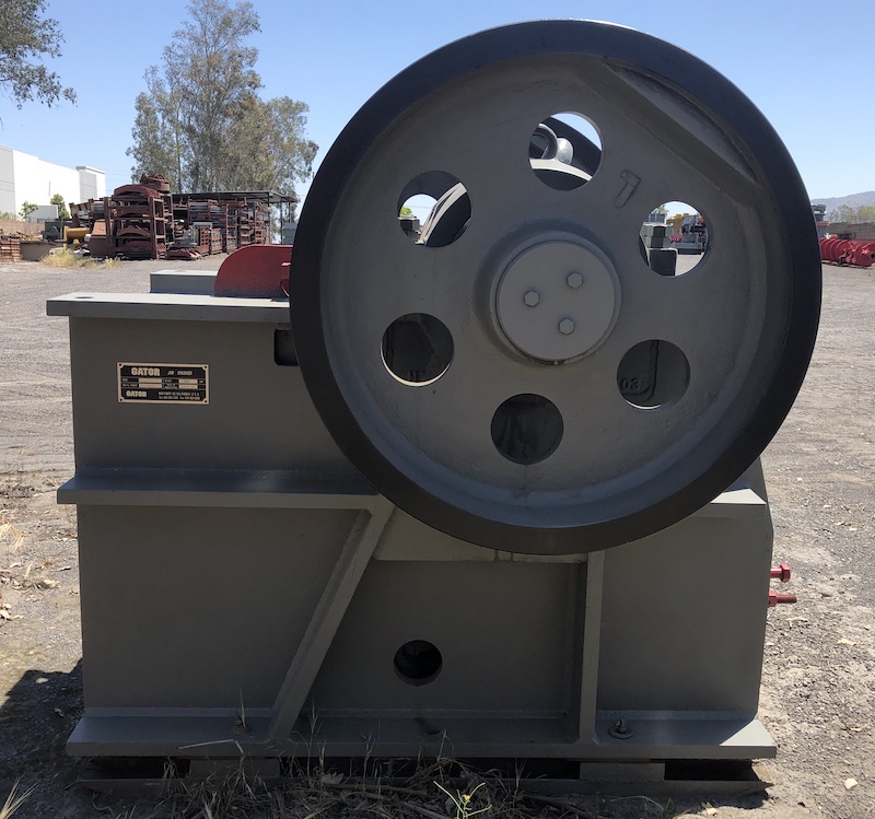 Gator 16x24 Jaw Crusher PE1624. Right side view.