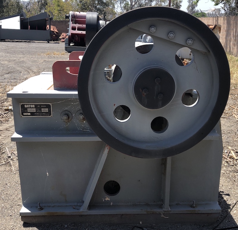 Gator 10x30 Jaw Crusher . Left side view of crusher.