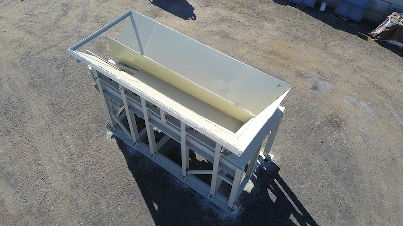 Telsmith 42x20 Vibrating Grizzly Feeder. Overhead rear view.